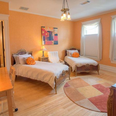 Lauerman House Inn Bed & Breakfast Marinette Екстер'єр фото